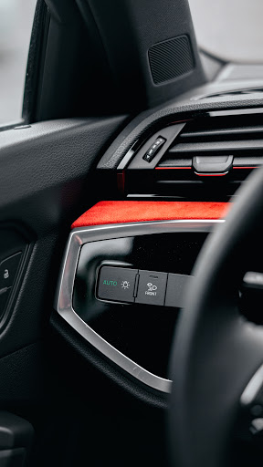 Auto Body Shop «Ultimate Paint Shop», reviews and photos, 28865 Nagel Ct, Lake Bluff, IL 60044, USA