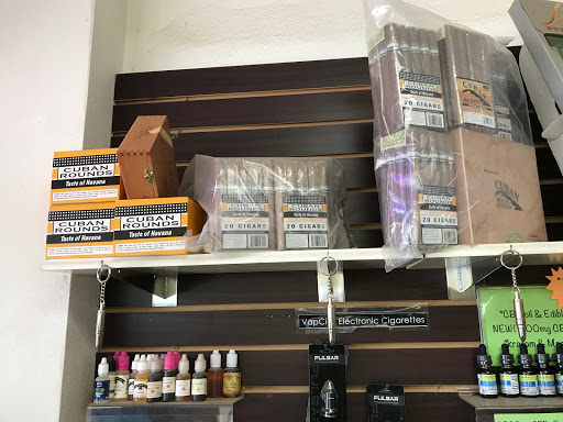 Tobacco Shop «Guys Tobacco», reviews and photos, 5872 14th St W, Bradenton, FL 34207, USA