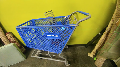 Thrift Store «Goodwill Store», reviews and photos, 2700 Kraft Ave SE, Grand Rapids, MI 49546, USA