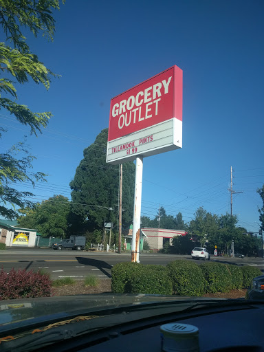 Grocery Store «Grocery Outlet Bargain Market», reviews and photos, 878 Molalla Ave, Oregon City, OR 97045, USA