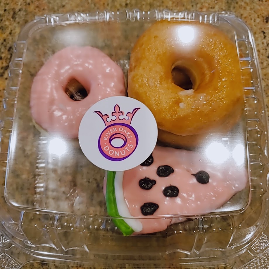 River Oaks Donuts