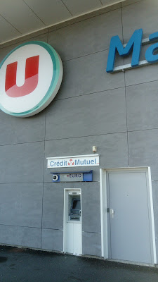Distributeur Automatique de Billets - Crédit Mutuel à Mazé-Milon