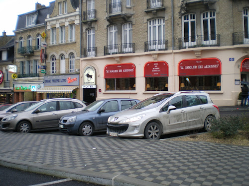 Hôtel au Sanglier des Ardennes à Rethel