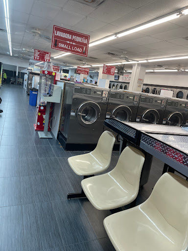 Laundromat «Royal Coin Laundry», reviews and photos, 10909 Webb Chapel Rd, Dallas, TX 75229, USA