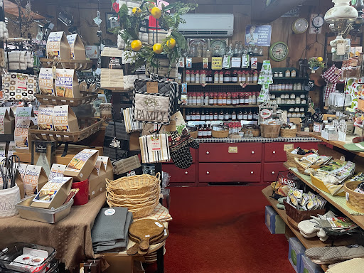 Gift Shop «Old Mill Pond Village», reviews and photos, 383 Salmon Brook St, Granby, CT 06035, USA