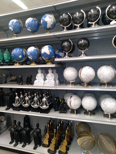 Home Goods Store «At Home», reviews and photos, 10140 N 91st Ave, Peoria, AZ 85345, USA