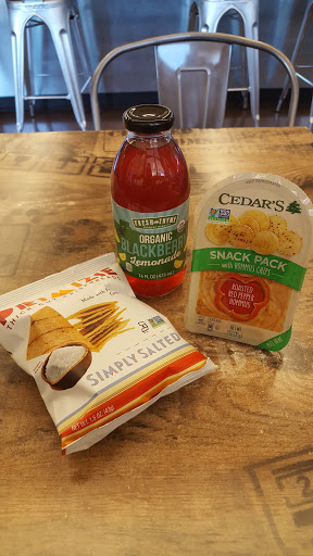 Grocery Store «Fresh Thyme Farmers Market- Town & Country», reviews and photos, 13957 Manchester Rd, Ballwin, MO 63011, USA