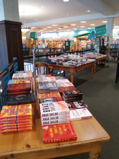 Book Store «Barnes & Noble», reviews and photos, 791 S Main St, Orange, CA 92868, USA