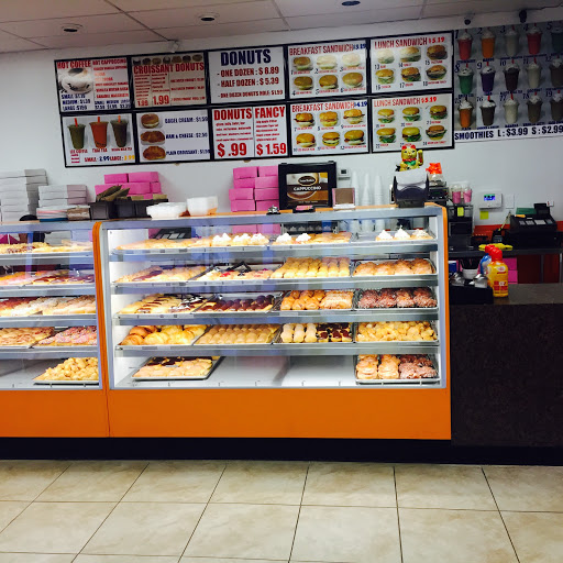 Donut Shop «Rainbow donuts», reviews and photos, 2855 W Cactus Rd #4, Phoenix, AZ 85029, USA