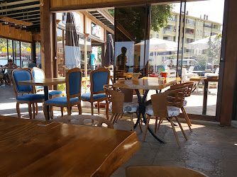 Bahce Cafe lounge