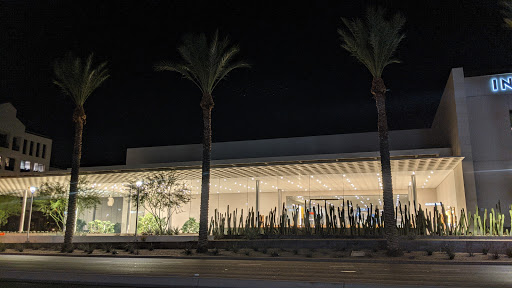 Computer Store «Apple SanTan Village», reviews and photos, 2218 E Williams Field Rd, Gilbert, AZ 85295, USA