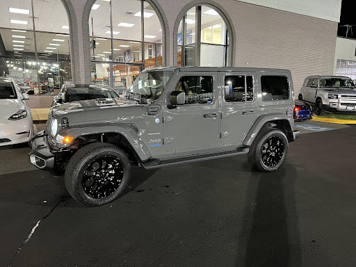 Car Dealer «Koons Tysons Chrysler Dodge Jeep Ram», reviews and photos, 2050 Chain Bridge Rd, Vienna, VA 22182, USA