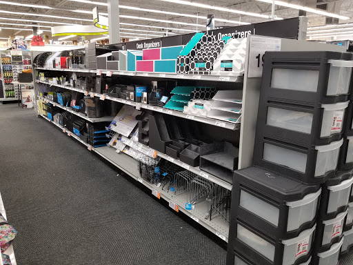 Office Supply Store «Staples», reviews and photos, 4940 O St, Lincoln, NE 68510, USA