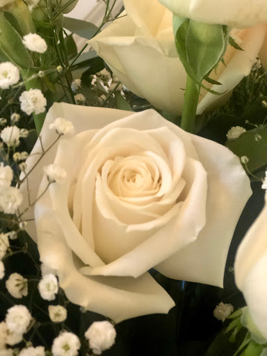 Florist «Park Hill Joyce Flower Shop», reviews and photos, 36 Oak St, Manchester, CT 06040, USA