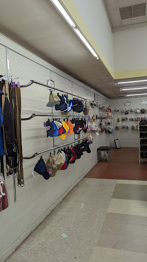 Thrift Store «Maj-R Thrift & Discount Store Grandview», reviews and photos, 1500 Main St, Grandview, MO 64030, USA