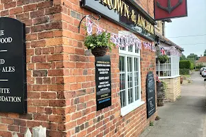 Crown and Anchor image