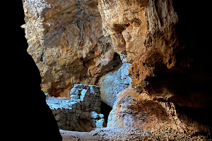 Caverna Vergine