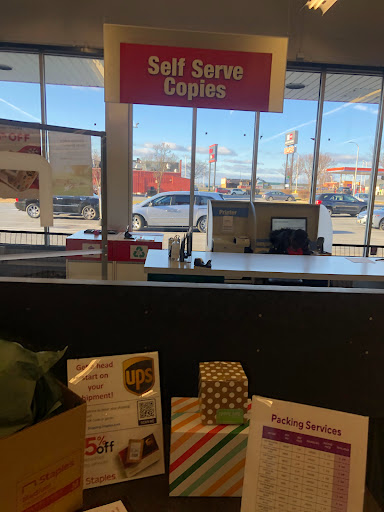 Office Supply Store «Staples», reviews and photos, 1631 Wesel Blvd, Hagerstown, MD 21740, USA