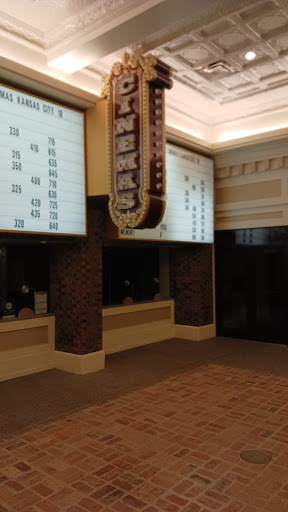 Movie Theater «Regal Cinemas Kansas City 18», reviews and photos, 3200 Ameristar Dr, Kansas City, MO 64161, USA