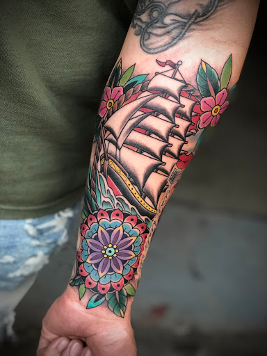 Tattoo Shop «Cyclops Tattoos», reviews and photos, 1406 Fruitvale Blvd, Yakima, WA 98902, USA