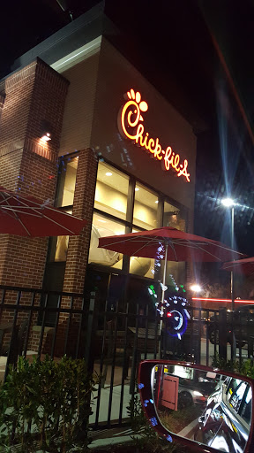 Fast Food Restaurant «Chick-fil-A», reviews and photos, 4707 Airport Blvd, Mobile, AL 36608, USA