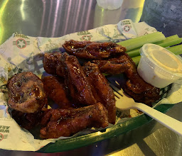 Wings Army Cancún Zona Hotelera photo