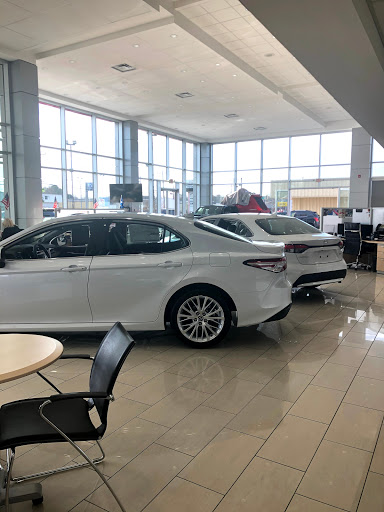 Toyota Dealer «Pohanka Toyota Of Salisbury», reviews and photos, 2010 N Salisbury Blvd, Salisbury, MD 21801, USA