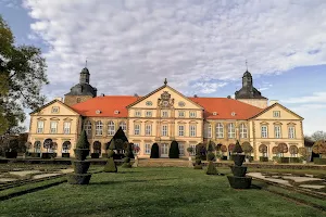 Schlosspark Hundisburg image