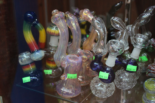 Tobacco Shop «Vape N Tobacco Shop», reviews and photos, 415 NJ-18, East Brunswick, NJ 08816, USA