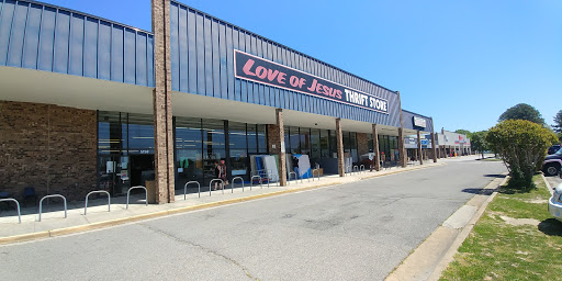 Thrift Store «Love Jesus Thrift Store East», reviews and photos, 5158 9 Mile Rd, Richmond, VA 23223, USA
