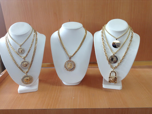Jeweler «ABC Jewelry», reviews and photos, 3580 W 18th Ave #100, Hialeah, FL 33012, USA