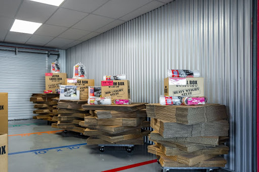 Self-Storage Facility «National Storage Centers - Southfield», reviews and photos, 21940 W 8 Mile Rd, Southfield, MI 48075, USA