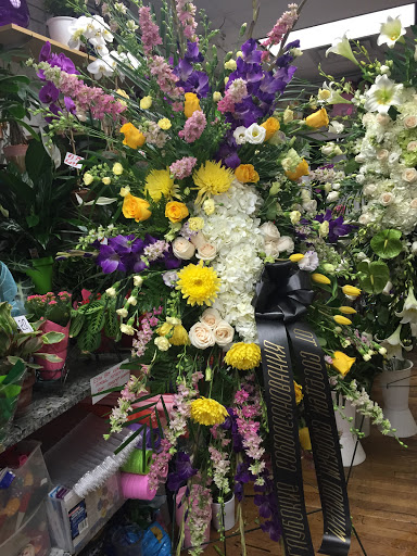 Florist «Gallery of Flowers Ny Corporation», reviews and photos, 1151 Brighton Beach Ave, Brooklyn, NY 11235, USA