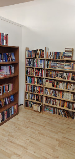 Used Book Store «R & B Used Books», reviews and photos, 12830 Saginaw Rd # F, Grand Blanc, MI 48439, USA
