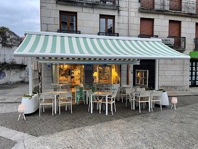 Village Bakery - Rúa Cristo, 36600 Vilagarcía de Arousa, Pontevedra, Spain