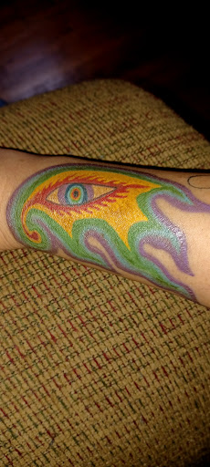 Tattoo Shop «Tomato Tattoo in Lisle, IL», reviews and photos, 1205 Maple Ave, Lisle, IL 60532, USA