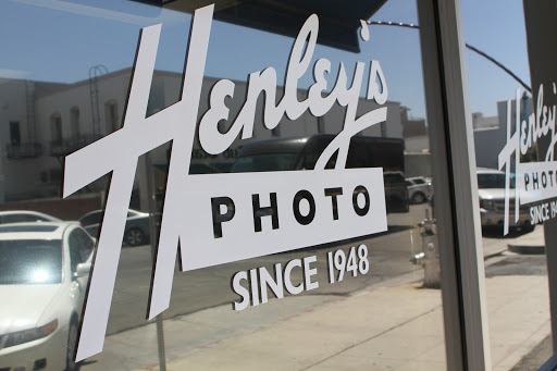Henley's Photo