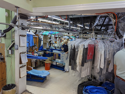 Dry Cleaner «European Dry Cleaning», reviews and photos, 3295 Roswell Rd, Atlanta, GA 30305, USA
