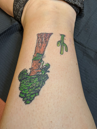 Tattoo Shop «Love and Hate Tattoo & Piercing», reviews and photos, 322 W McDowell Rd, Phoenix, AZ 85003, USA