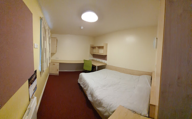 Reviews of The Warehouse Apartments in Preston - University