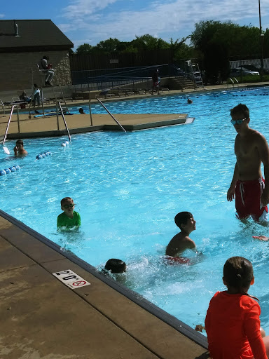 Water Park «Forest Park Aquatic Center», reviews and photos, 7501 Harrison St, Forest Park, IL 60130, USA