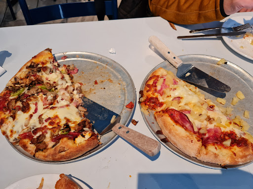 Shopping Mall «Crystal Springs Shopping Village», reviews and photos, 100 De Anza Blvd, San Mateo, CA 94402, USA