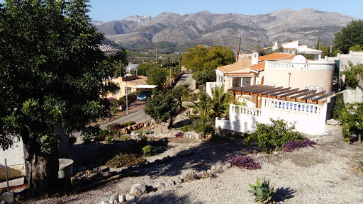 El Cántaro - C. de la Piscina, 2, 03792 lAspre, Alicante, España