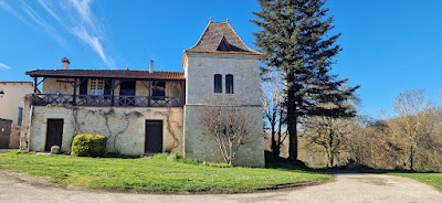 LE PIGEONNIER à Touget