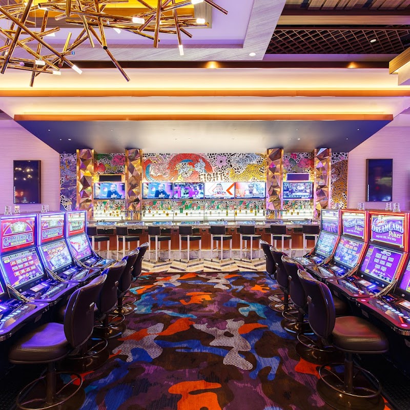 West Casino Bar