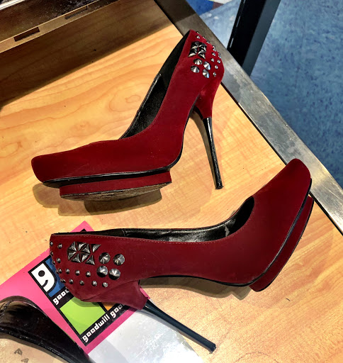 Thrift Store «Goodwill Industries of the Chesapeake, Inc.», reviews and photos