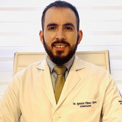 Dr. Ignacio Yáñez Silva, Dermatólogo