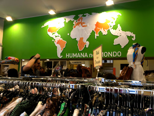 Second hand clothing stores Milan