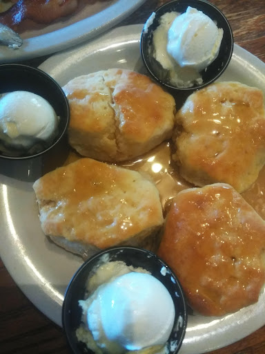 American Restaurant «Cracker Barrel Old Country Store», reviews and photos, 6055 Som Center Rd, Willoughby, OH 44094, USA