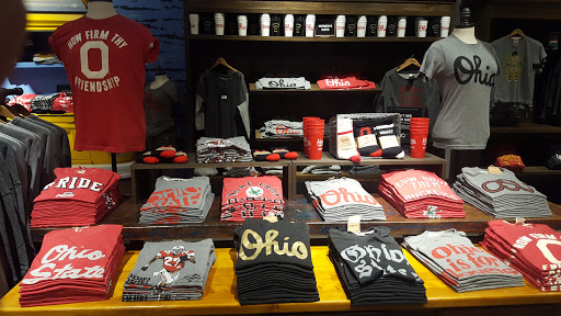 Clothing Store «HOMAGE Easton Town Center», reviews and photos, 4032 Easton Station, Columbus, OH 43219, USA